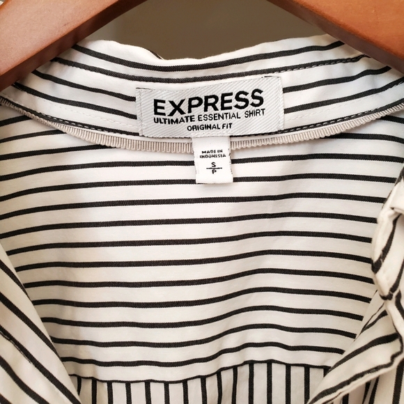 EXPRESS Striped Ultimate Essential Button Down Top - Picture 9 of 11